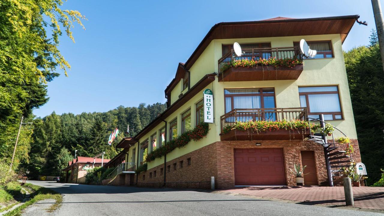 Hotel Somka Drienica Exterior foto