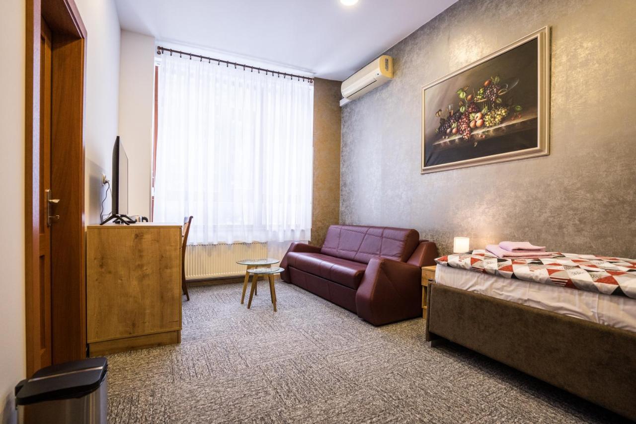 Hotel Somka Drienica Exterior foto